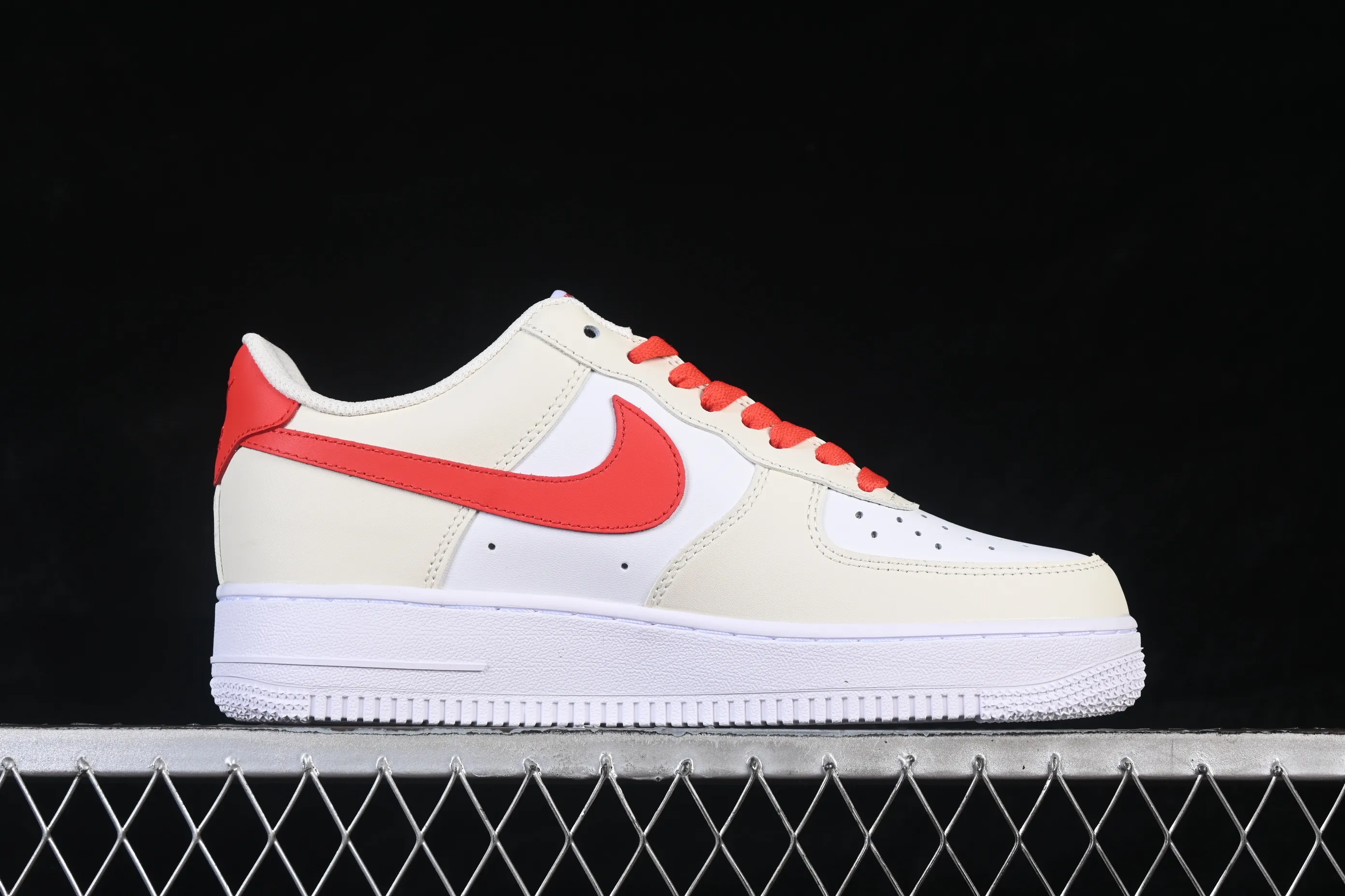 All categories Nk Air Force 1 Air Force series Nk Air Force 1 Low Air Force low-top Nike Air Force 1'07 Low Year of the Horse series Air Force 1 low-top casual sneakers ZH0316-169